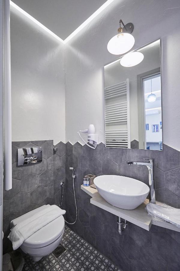 אתונה Live In A Funky & Renovated Studio Near Acropolis מראה חיצוני תמונה