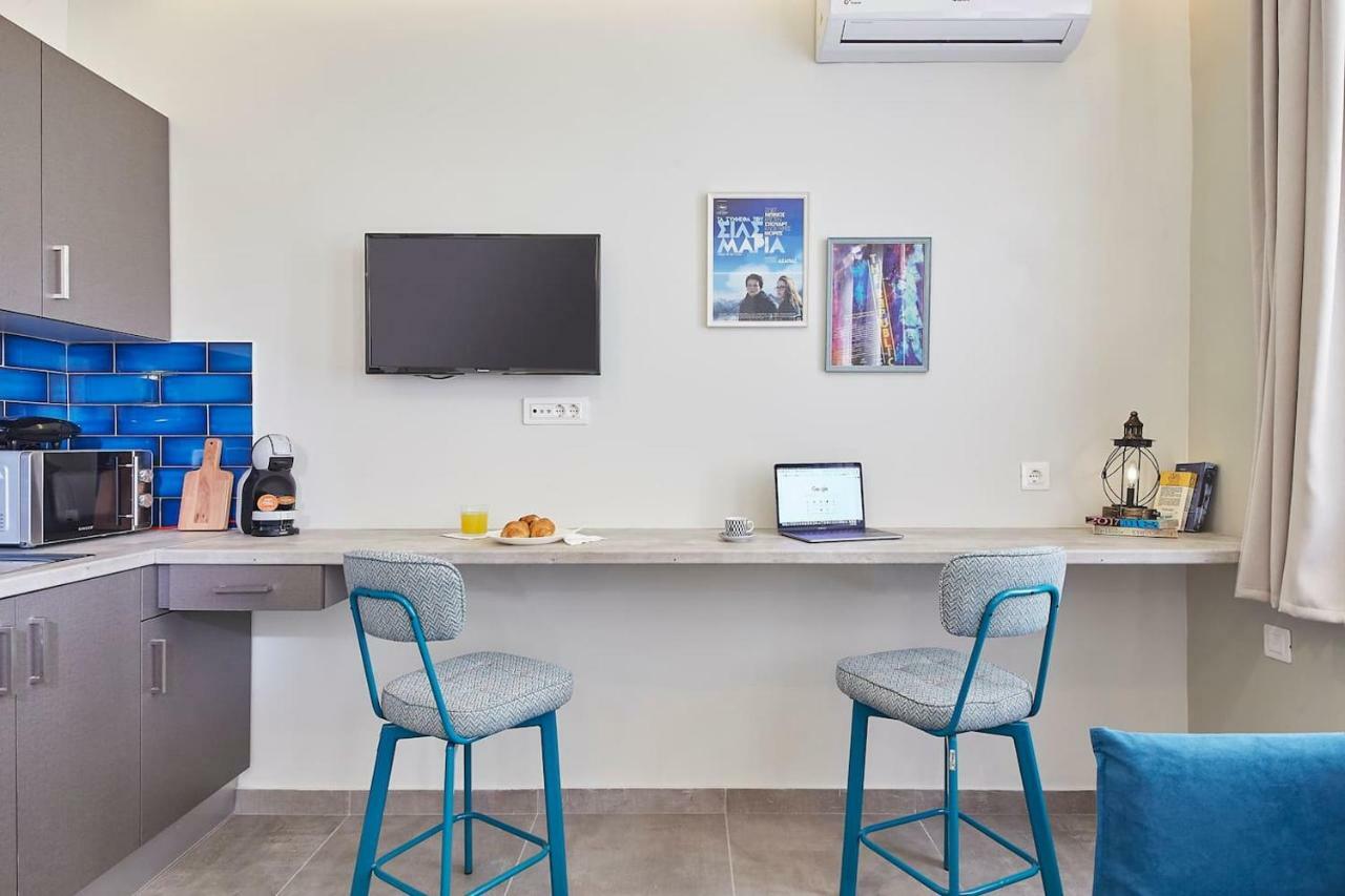 אתונה Live In A Funky & Renovated Studio Near Acropolis מראה חיצוני תמונה